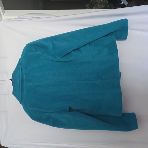 Coat/Jacket - Picture 4 of 9